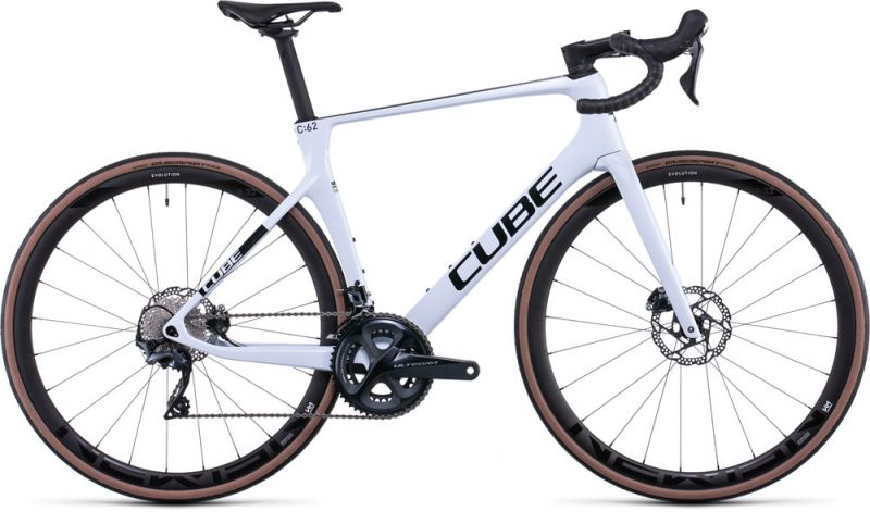 Cube-Agree-C62-flashwhite´n´carbon.jpg Cube Agree C:62 flashwhite´n´carbon